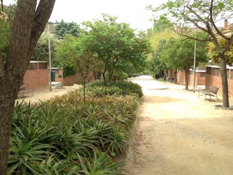 ESPLUGUES DE LLOBREGAT / LA MALLOLA